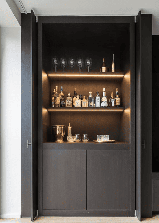 Minimalist Built-In Home Bar