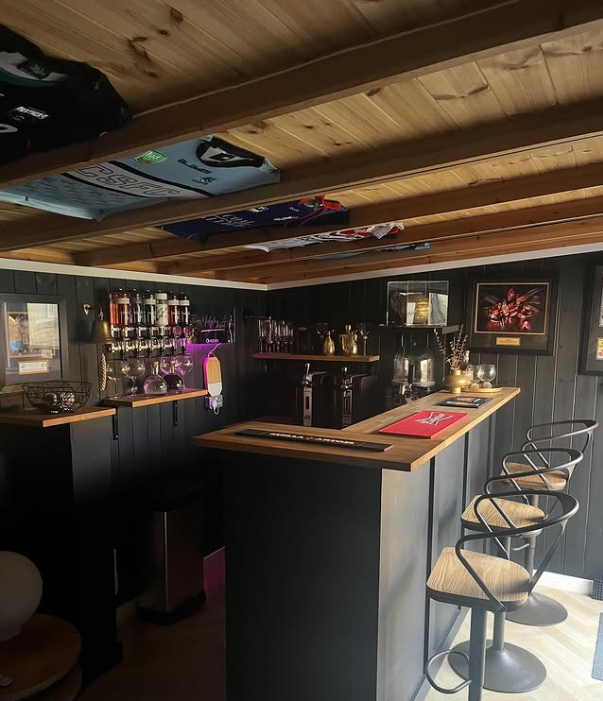 14 Creative Mini Bar Ideas for Cozy Areas