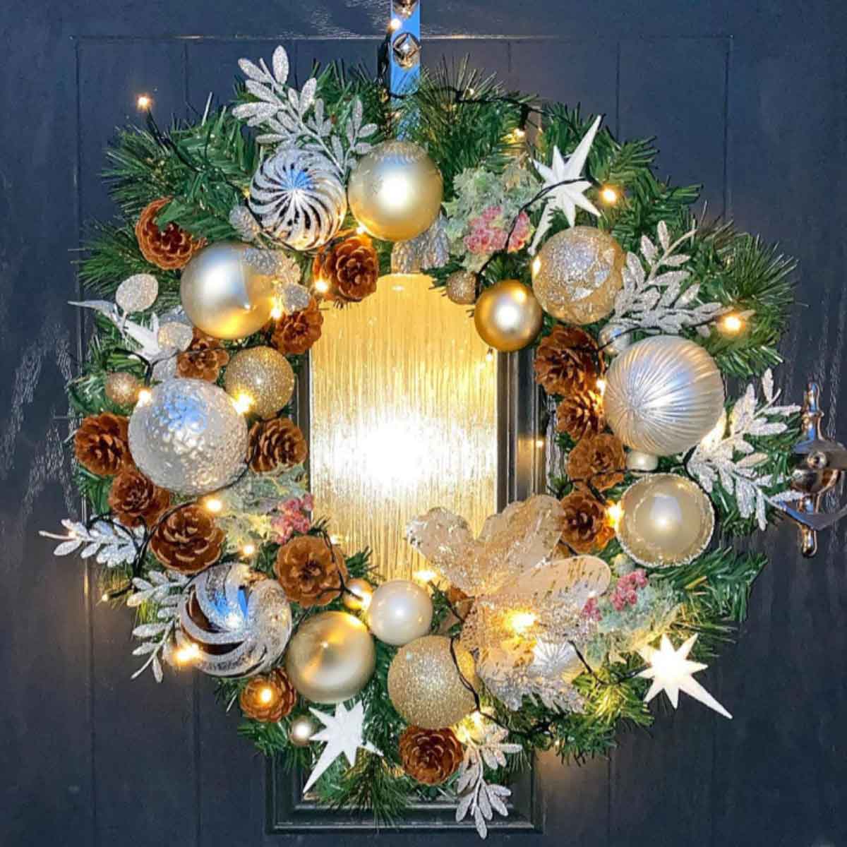Christmas Ornament Wreath design