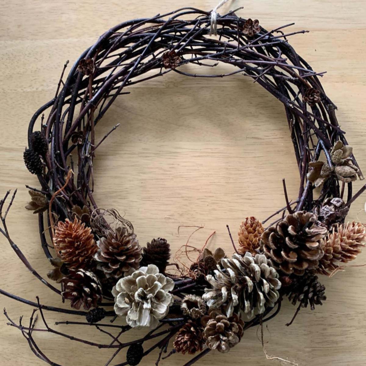 Simple Grapevine Wreath design