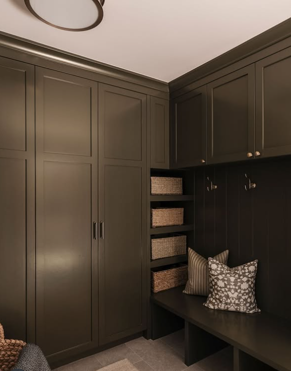 Moody built-in storage bench